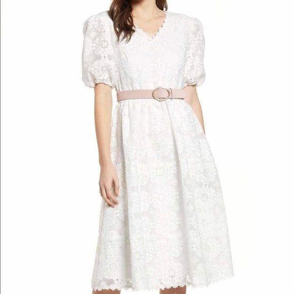 Rachel Parcell Dresses & Skirts - Rachel Parcell Vneck lace dress